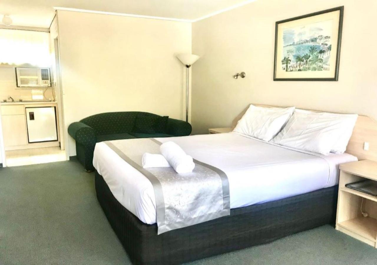 Burwood East Motel Екстер'єр фото